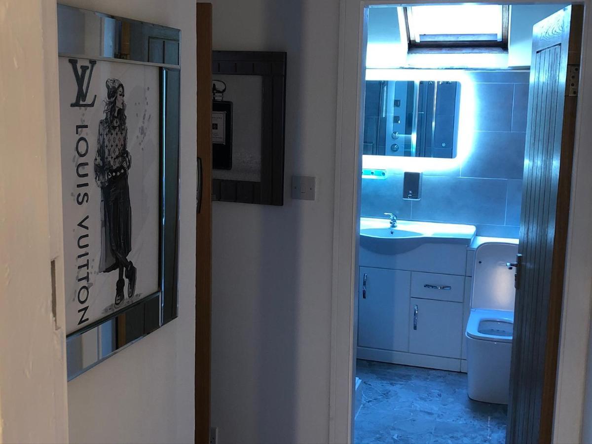 Double Room with Shared Bathroom,1120981821:JPEG