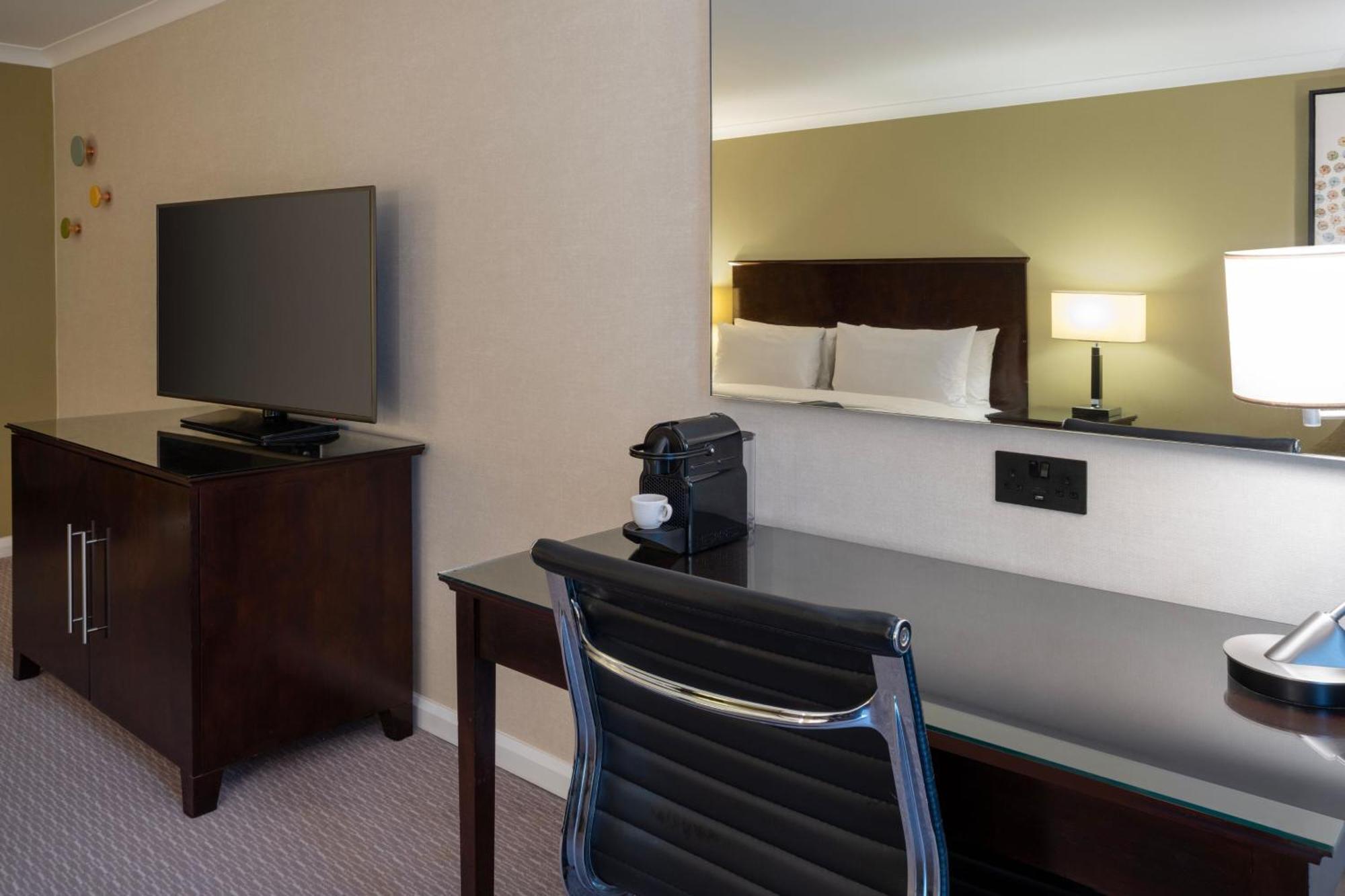 Executive Room with Lounge Access