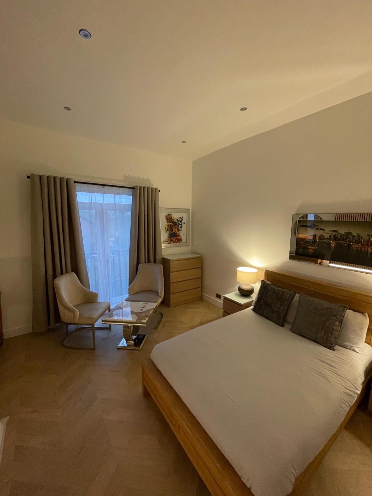 Double Room with Private Bathroom,1643753233:JPEG