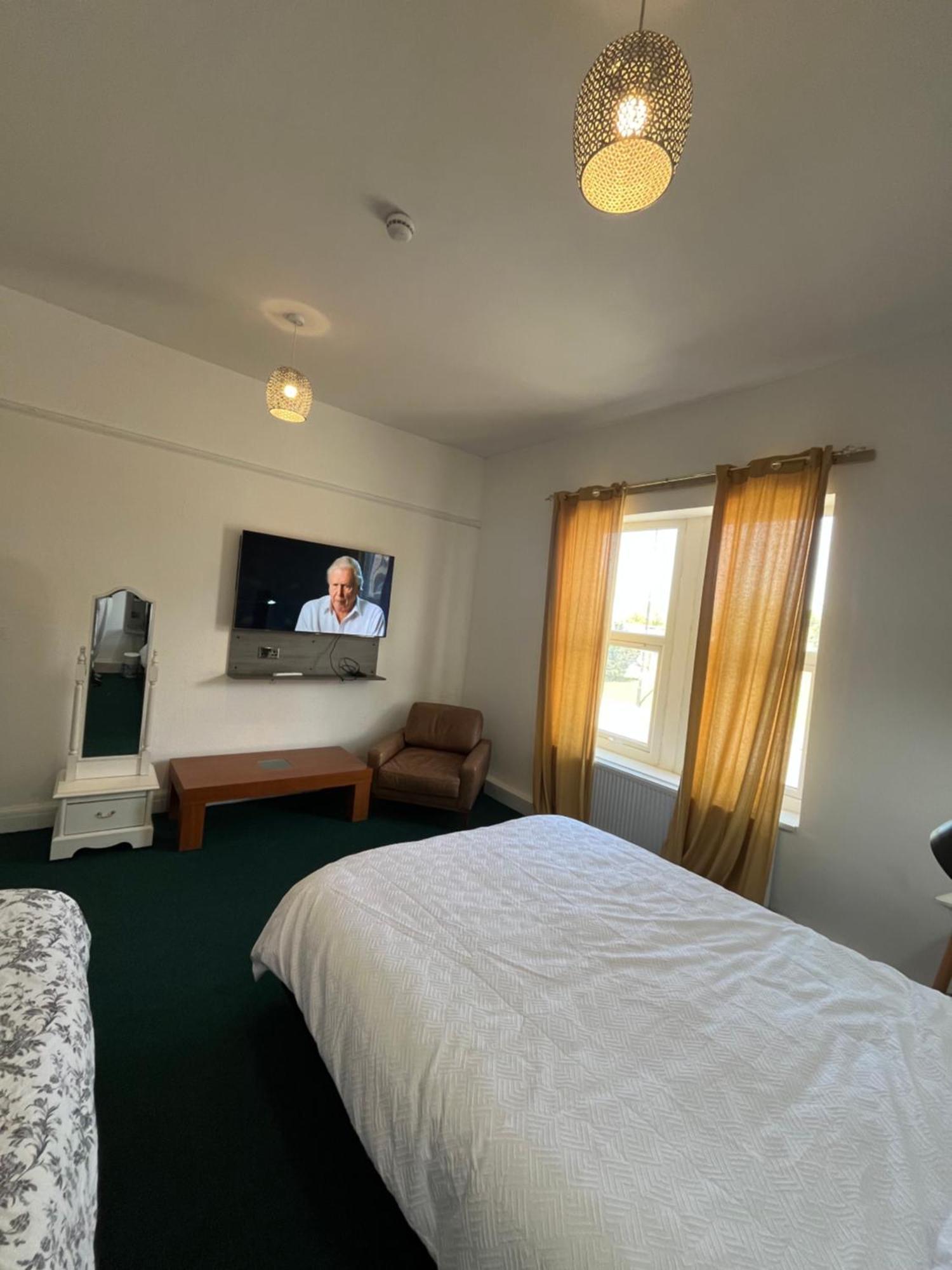 Large Double Room
