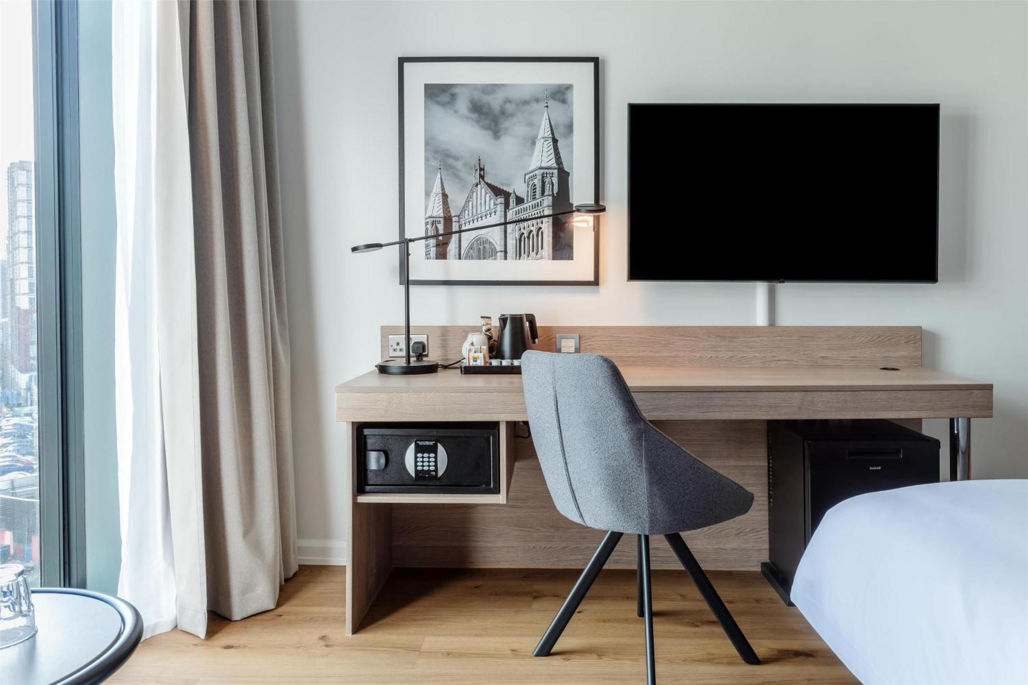 Net Zero Standard Room City View