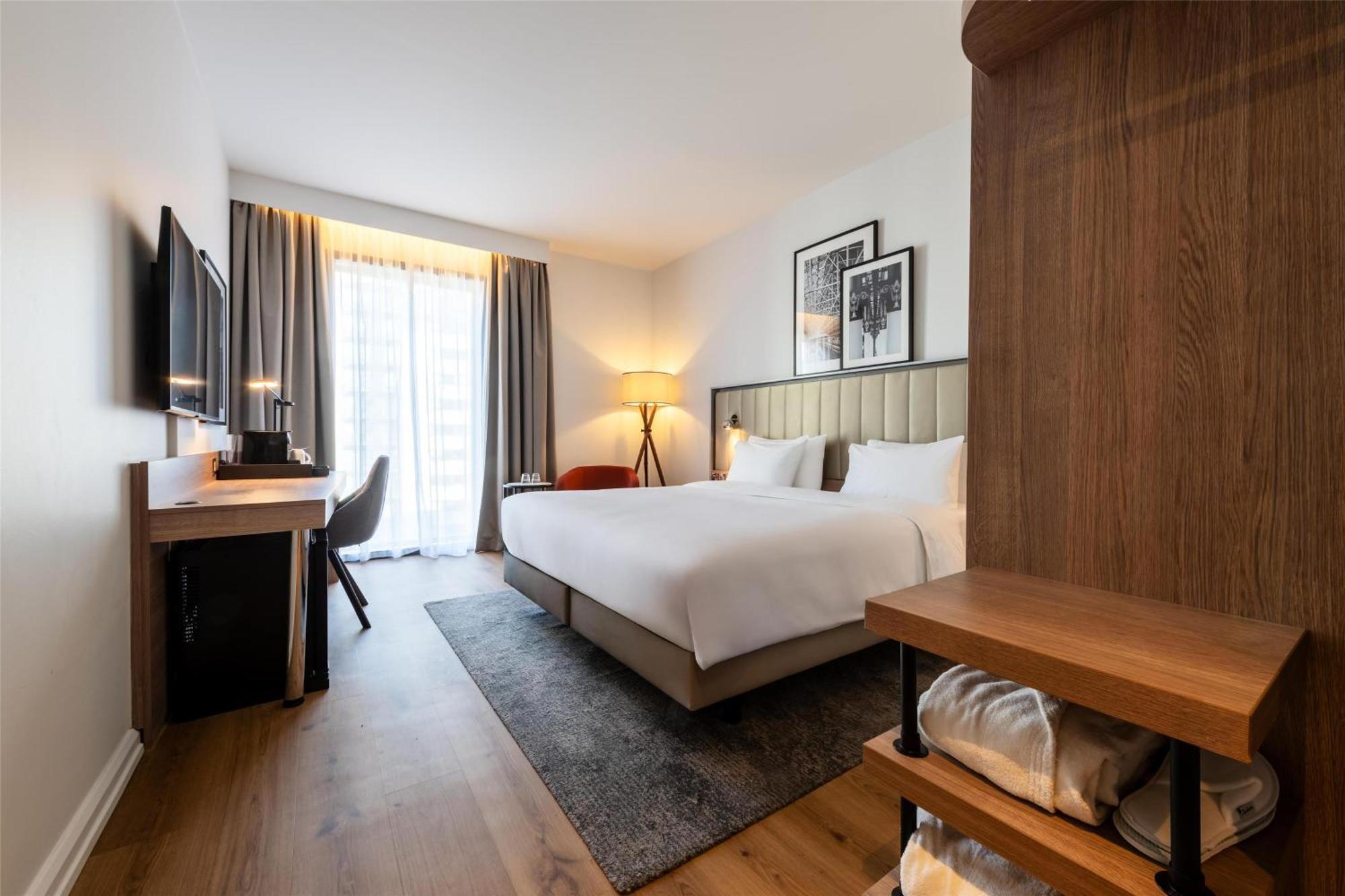 Net Zero Superior Room