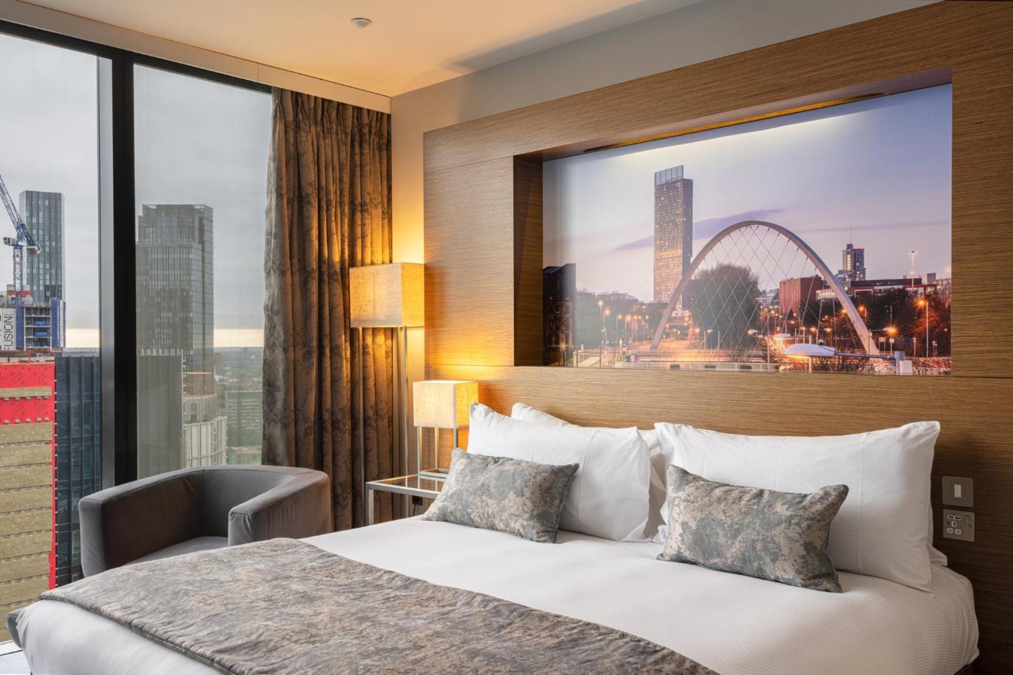 Classic King Room Skyline