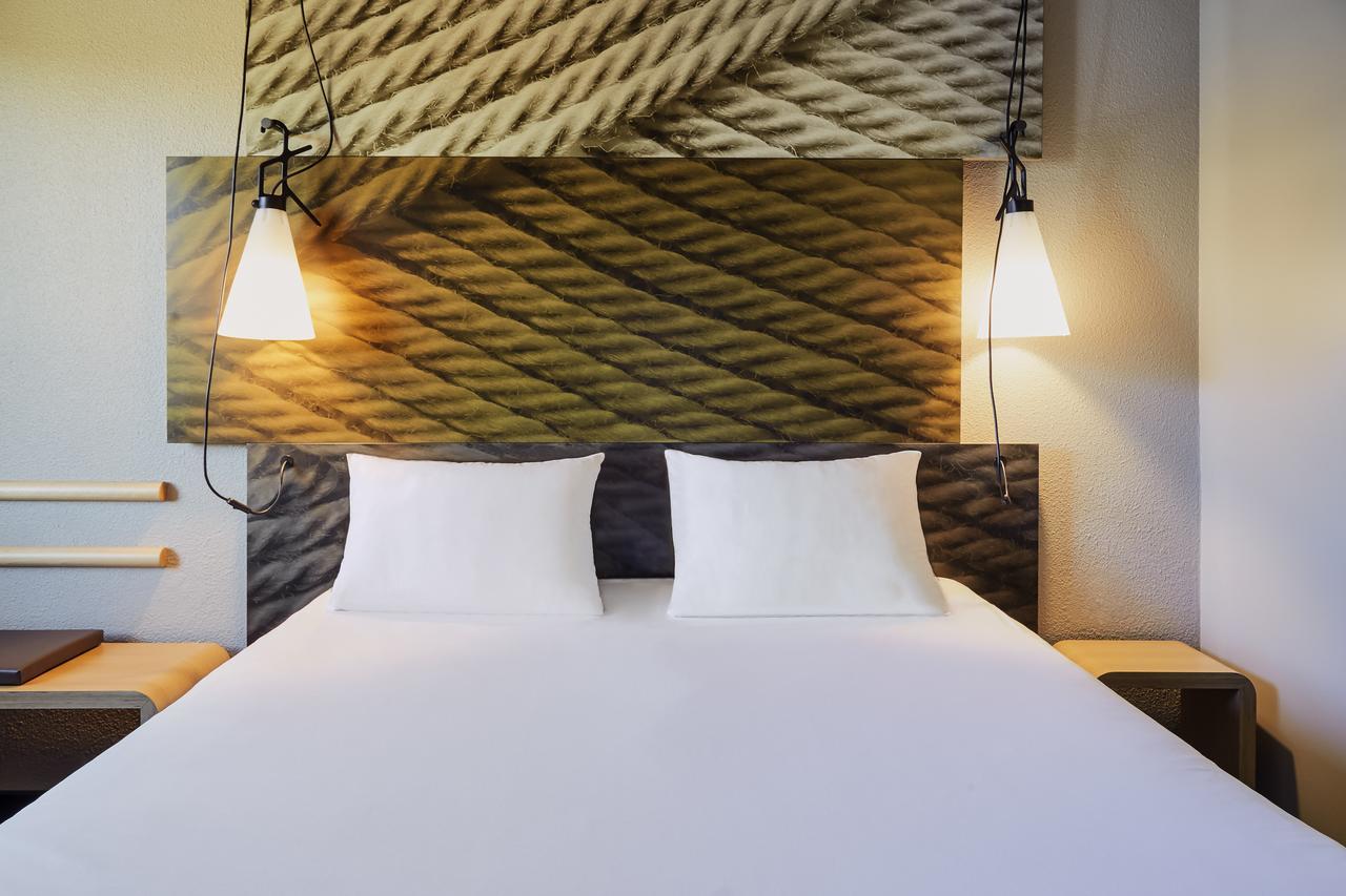 Double Sweet Room by Ibis