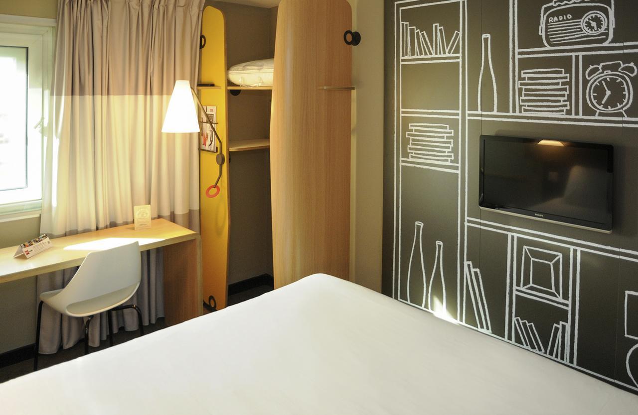 Double Sweet Room by Ibis