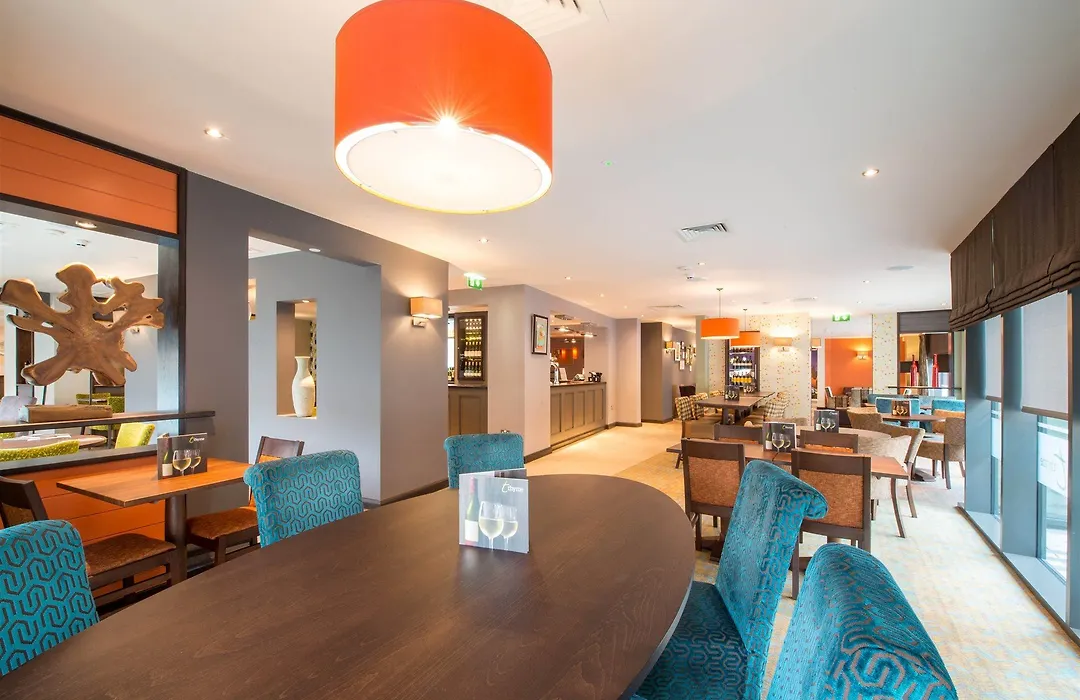 Premier Inn Manchester Portland St-1