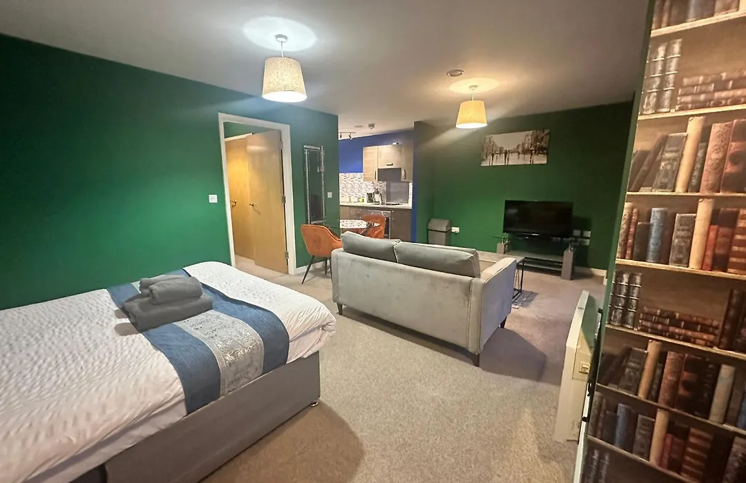 Beehosting Adelphi Wharf Apartments-1