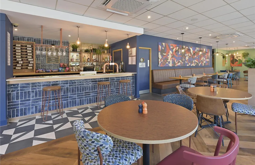 Travelodge Manchester Ancoats-1
