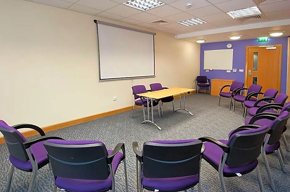 Premier Inn Manchester City-1