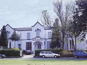 Victoria Park Hotel-1
