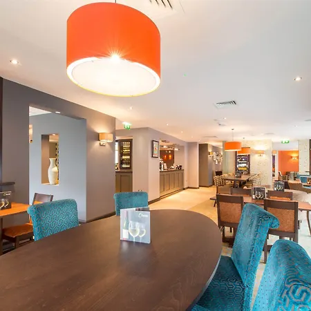 Premier Inn Manchester City-3