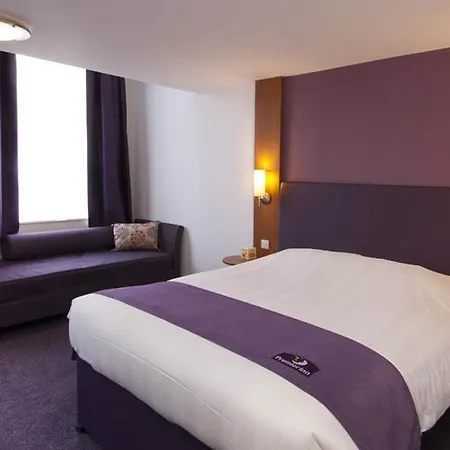 Premier Inn Manchester - Heaton Park-2