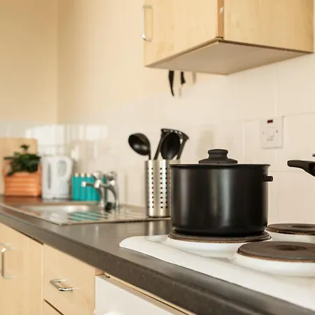 Rusholme Place Manchester - Walking Distance To Manchester University-3