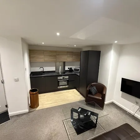City Gate Apartments Manchester-3