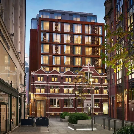 Moxy Manchester City Centre-2