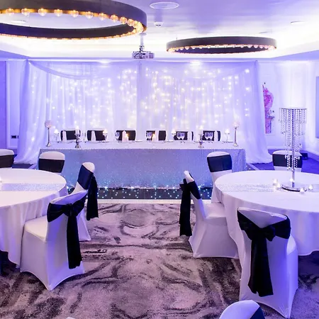Holiday Inn Manchester - City Centre By Ihg-2