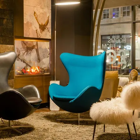 Motel One Manchester-Royal Exchange-2