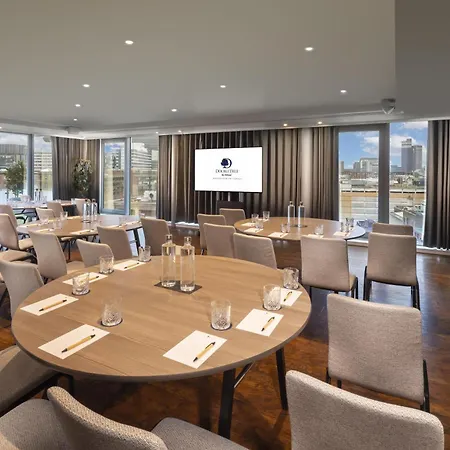 Doubletree By Hilton Manchester Piccadilly-3