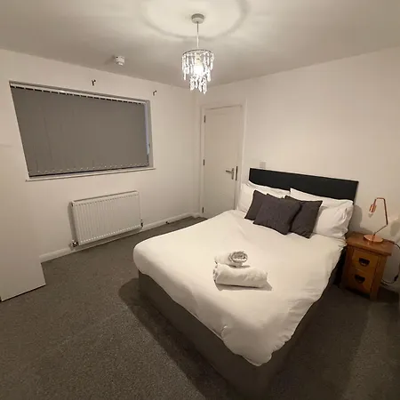 City Gate Apartments Manchester-3