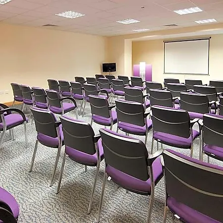 Premier Inn Manchester City-2