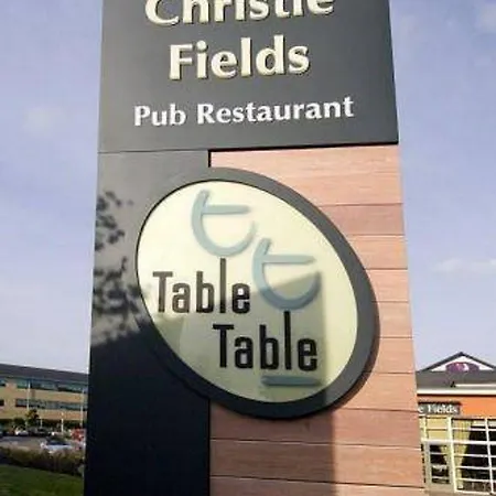 Premier Inn Manchester West Didsbury-2