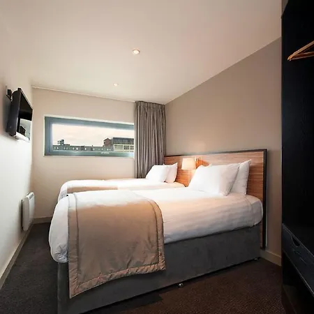 La Reserve Aparthotel Manchester-2