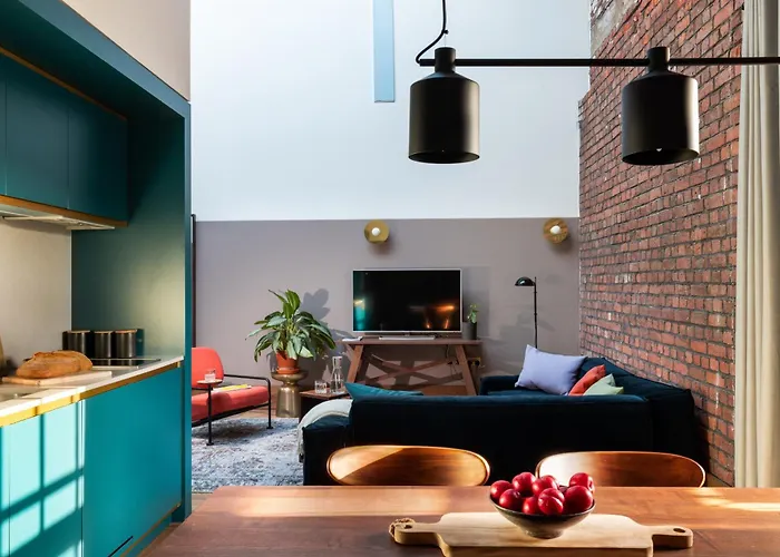 Manchester HotelsNative